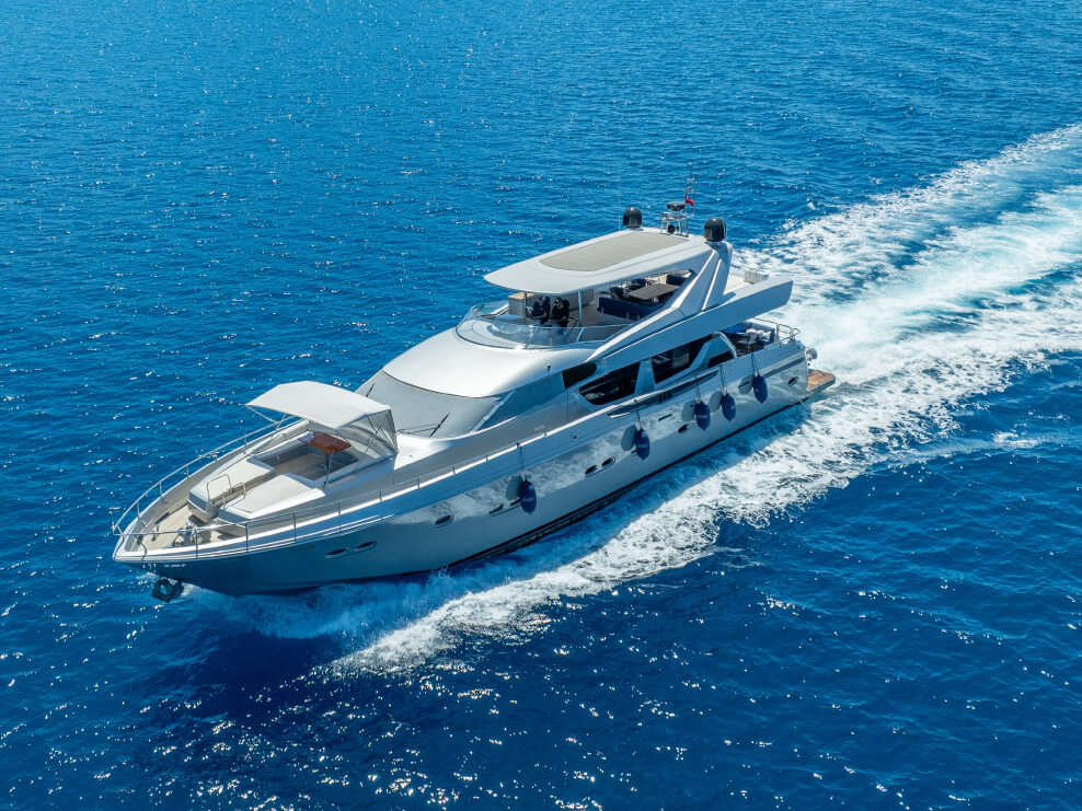 A PRIVATE YACHT PARTY